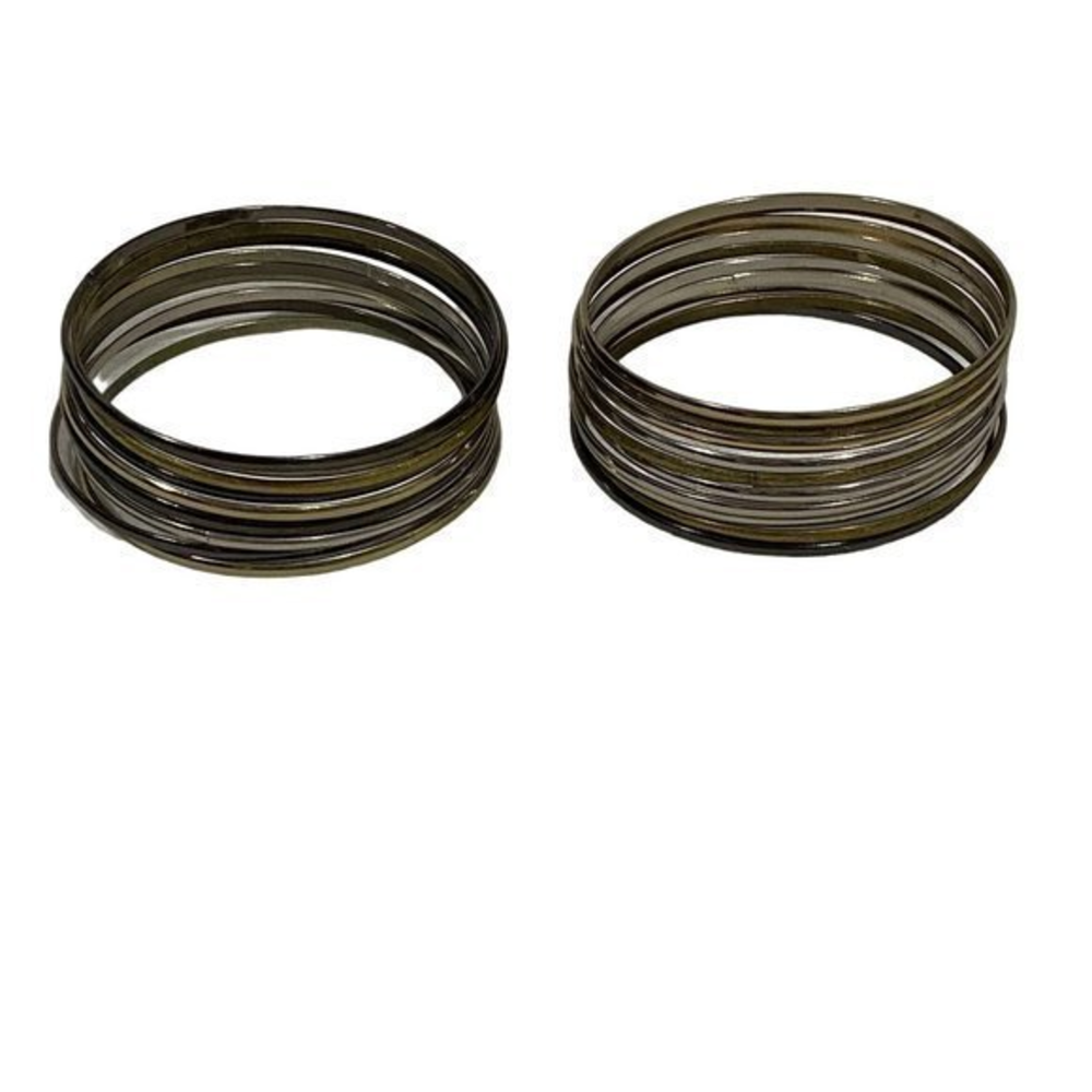 Set of 20 Gold Tone, Silver Tone, and Gunmetal Tone Thin‎ Bracelets